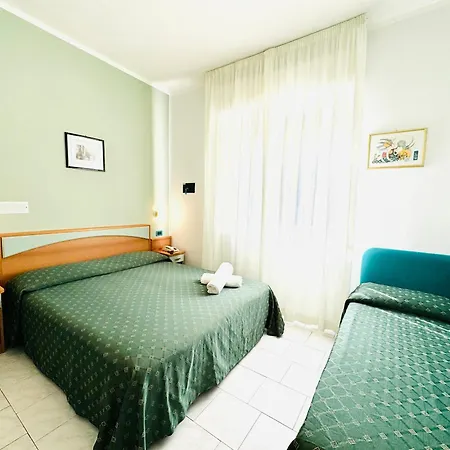 Hotel Villa Grazia Cesenatico Exterior photo